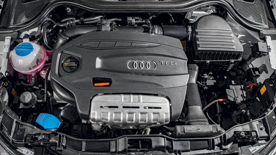 ...e motor com turbo e compressor Roots: exclusividades do A1 Sport | <a href="https://preprod.quatrorodas.abril.com.br/carros/testes/audi-a1-sport-704018.shtml" rel="migration">Leia mais</a>