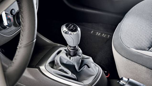 Câmbio manual é o mesmo da Spin | <a href="https://preprod.quatrorodas.abril.com.br/carros/testes/chevrolet-cobalt-ltz-1-8-automatico-703934.shtml" rel="migration">Leia mais</a> | <a href="https://preprod.quatrorodas.abril.com.br/carros/comparativos/sedas-automaticos-cobalt-x-sie" rel="migration"></a> Câmbio manual é o mesmo da Spin | <a href="https://preprod.quatrorodas.abril.com.br/carros/testes/chevrolet-cobalt-ltz-1-8-automatico-703934.shtml" rel="migration">Leia mais</a> | <a href="https://preprod.quatrorodas.abril.com.br/carros/comparativos/sedas-automaticos-cobalt-x-sie" rel="migration"></a>