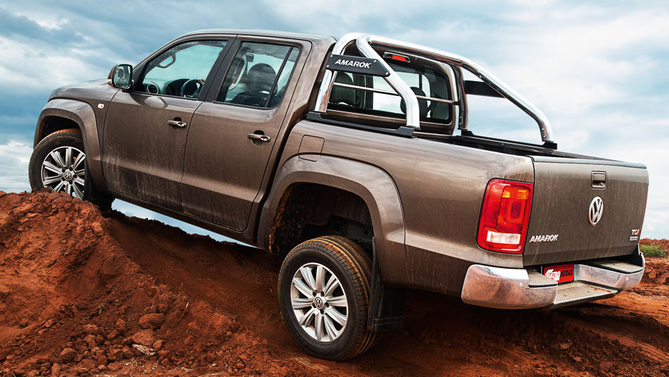 VW Amarok 2.0 usada anda como automóvel, mas tem histórico de problemas