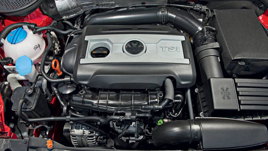 Motor 2.0 tem 200 cv | <a href="https://preprod.quatrorodas.abril.com.br/carros/testes/volkswagen-fusca-729776.shtml" rel="migration">Leia mais</a>