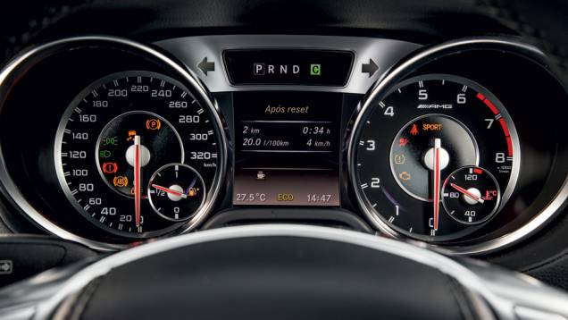 Belos relógios se mesclam com visor de alta definição | <a href="https://preprod.quatrorodas.abril.com.br/carros/testes/mercedes-benz-sl-63-amg-735712.shtml" rel="migration">Leia mais</a> Belos relógios se mesclam com visor de alta definição | <a href="https://preprod.quatrorodas.abril.com.br/carros/testes/mercedes-benz-sl-63-amg-735712.shtml" rel="migration">Leia mais</a>