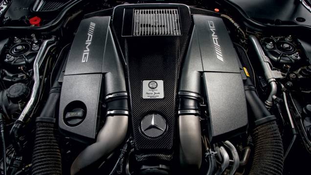 Novo motor V8 5.5 turbinado tem potência de 564 cv | <a href="https://preprod.quatrorodas.abril.com.br/carros/testes/mercedes-benz-sl-63-amg-735712.shtml" rel="migration">Leia mais</a> Novo motor V8 5.5 turbinado tem potência de 564 cv | <a href="https://preprod.quatrorodas.abril.com.br/carros/testes/mercedes-benz-sl-63-amg-735712.shtml" rel="migration">Leia mais</a>