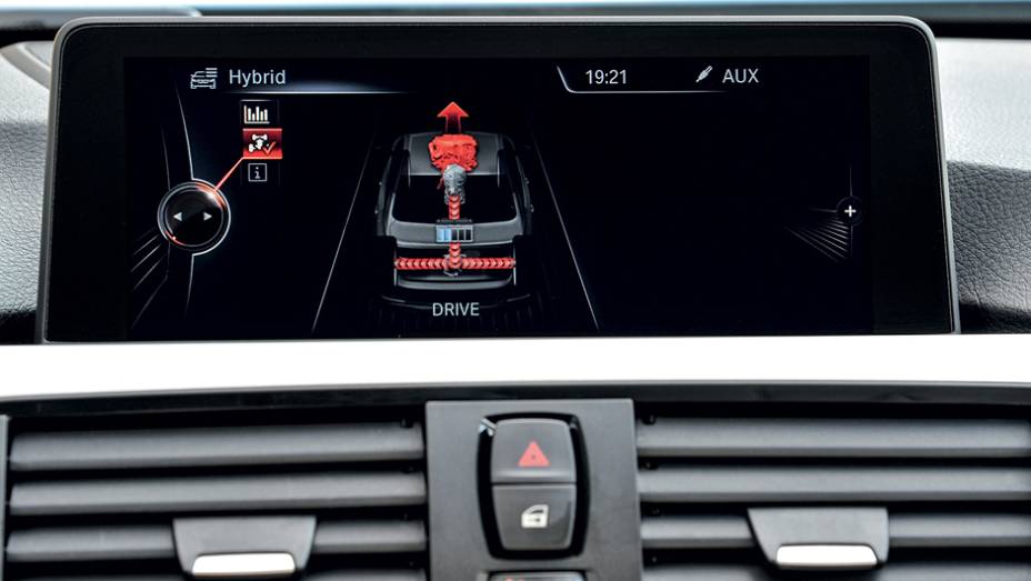 ...ao uso exclusivo do motor a combust&atilde;o | <a href="https://preprod.quatrorodas.abril.com.br/carros/impressoes/bmw-activehybrid3-736194.shtml" rel="migration">Leia mais</a>