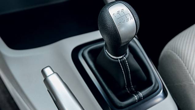Versão de entrada traz novo câmbio manual de seis marchas | <a href="https://preprod.quatrorodas.abril.com.br/carros/testes/honda-civic-2014-735270.shtml" rel="migration">Leia mais</a> Versão de entrada traz novo câmbio manual de seis marchas | <a href="https://preprod.quatrorodas.abril.com.br/carros/testes/honda-civic-2014-735270.shtml" rel="migration">Leia mais</a>