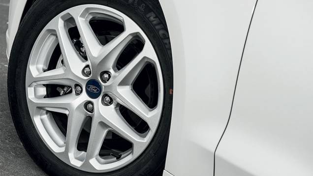 <a href="https://preprod.quatrorodas.abril.com.br/carros/testes/ford-fusion-2-5-flex-736957.shtml" rel="migration">Leia mais</a> <a href="https://preprod.quatrorodas.abril.com.br/carros/testes/ford-fusion-2-5-flex-736957.shtml" rel="migration">Leia mais</a>
