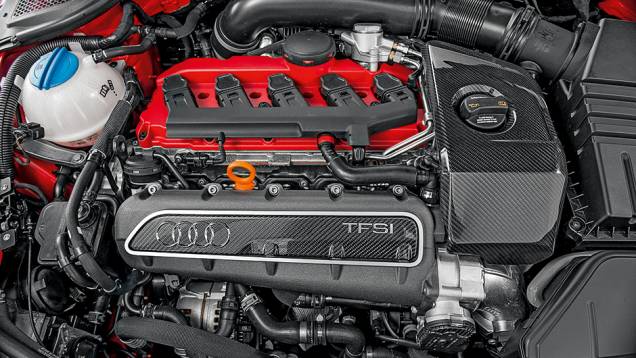 Cinco-cilindros turbo: fibra de carbono e 340 cv | <a href="https://preprod.quatrorodas.abril.com.br/carros/impressoes/audi-tt-rs-743371.shtml" rel="migration">Leia mais</a> Cinco-cilindros turbo: fibra de carbono e 340 cv | <a href="https://preprod.quatrorodas.abril.com.br/carros/impressoes/audi-tt-rs-743371.shtml" rel="migration">Leia mais</a>