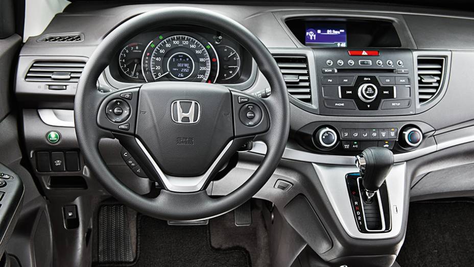 Mais tecnol&oacute;gico, CR-V ajuda o motorista a economizar | <a href="https://preprod.quatrorodas.abril.com.br/carros/comparativos/honda-cr-v-x-hyundai-ix35-744731.shtml" rel="migration">Leia mais</a>