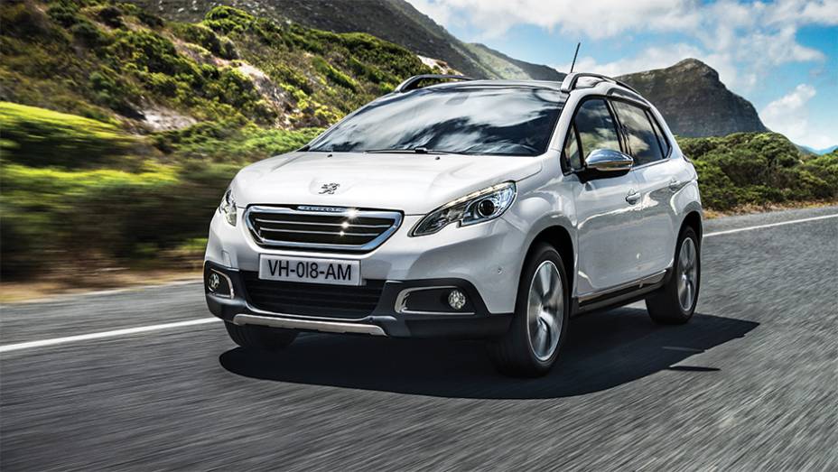 O Peugeot 2008 utiliza a mesma base do hatch 208 | <a href="https://preprod.quatrorodas.abril.com.br/carros/impressoes/peugeot-2008-1-6-vti-746370.shtml" rel="migration">Leia mais</a>