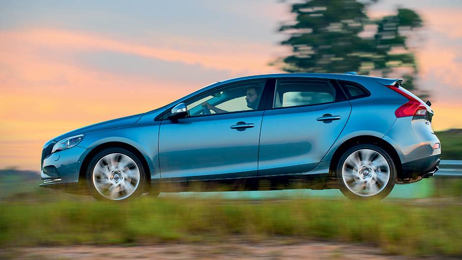 Volvo V40 T4