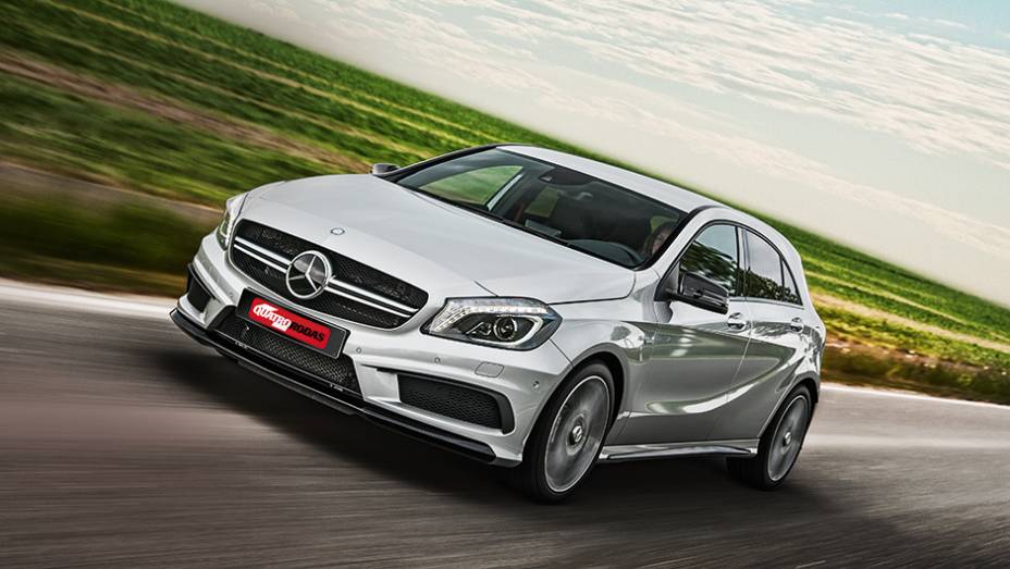 O 2.0 turbo leva o A 45 AMG a 100 km/h em apenas 4,6 segundos | <a href="https://preprod.quatrorodas.abril.com.br/carros/impressoes/mercedes-benz-45-amg-751203.shtml" rel="migration">Leia mais</a>