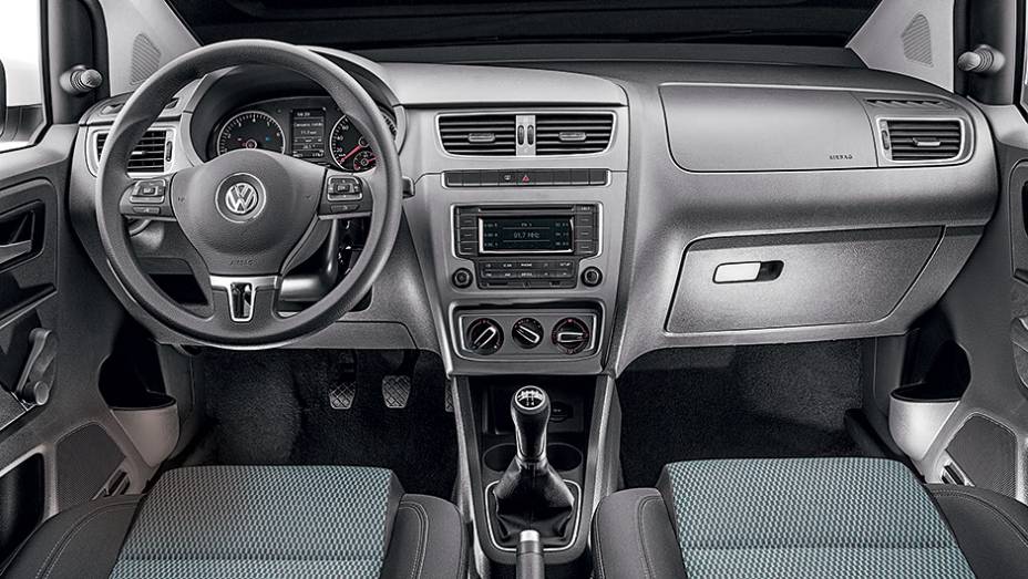 O visor entre mostradores exibe consumo instantâneo | <a href="https://preprod.quatrorodas.abril.com.br/carros/testes/volkswagen-fox-bluemotion-749109.shtml" rel="migration">Leia mais</a> O visor entre mostradores exibe consumo instantâneo | <a href="https://preprod.quatrorodas.abril.com.br/carros/testes/volkswagen-fox-bluemotion-749109.shtml" rel="migration">Leia mais</a>