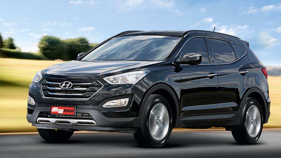 Dianteira segue a linha Hyundai, com grade hexagonal | <a href="https://preprod.quatrorodas.abril.com.br/carros/testes/hyundai-santa-fe-3-3-749761.shtml" rel="migration">Leia mais</a>