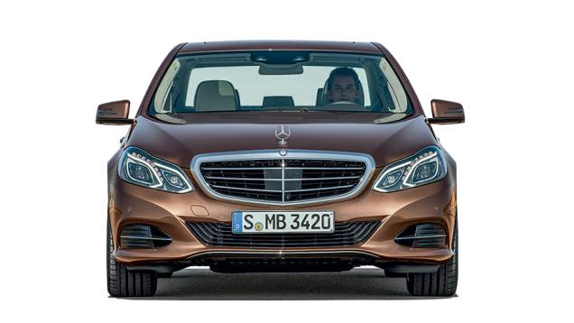 A grade clássica, só sob encomenda | <a href="https://preprod.quatrorodas.abril.com.br/carros/lancamentos/mercedes-benz-250-avantgarde-753592.shtml" rel="migration">Leia mais</a> A grade clássica, só sob encomenda | <a href="https://preprod.quatrorodas.abril.com.br/carros/lancamentos/mercedes-benz-250-avantgarde-753592.shtml" rel="migration">Leia mais</a>