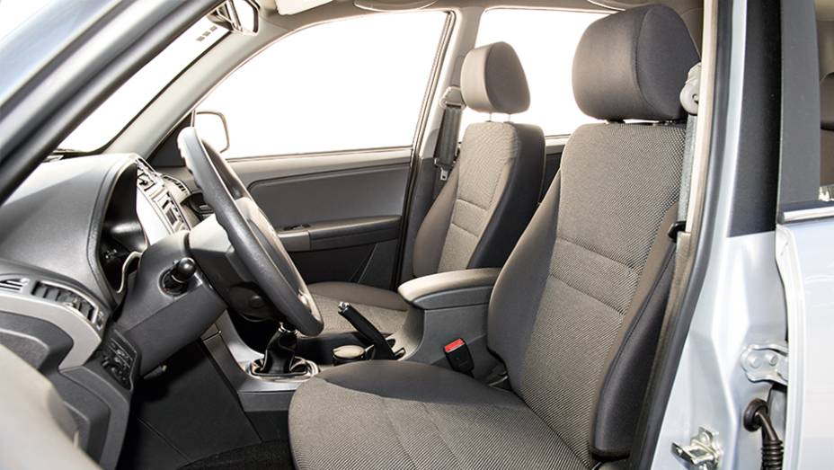 Acabamento &eacute; compar&aacute;vel com o de carros de entrada | <a href="https://preprod.quatrorodas.abril.com.br/carros/comparativos/lifan-x60-x-chery-tiggo-756386.shtml" rel="migration">Leia mais</a>