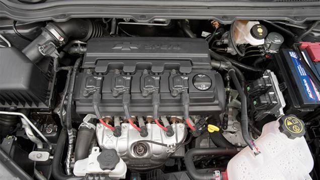 | <a href="https://preprod.quatrorodas.abril.com.br/carros/comparativos/cobalt-x-prisma-756506.shtml" rel="migration">Leia mais</a> | <a href="https://preprod.quatrorodas.abril.com.br/carros/comparativos/cobalt-x-prisma-756506.shtml" rel="migration">Leia mais</a>