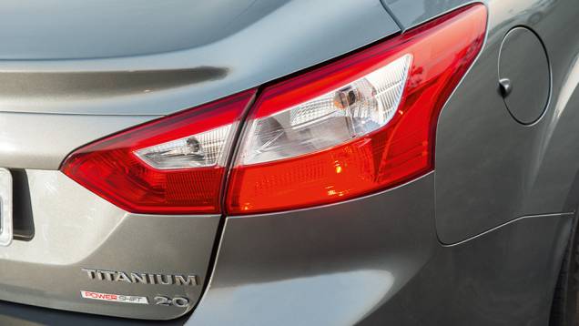 Lanterna rouba a cena na extremidade da carroceria | <a href="https://preprod.quatrorodas.abril.com.br/carros/testes/ford-focus-sedan-759561.shtml" rel="migration">Leia mais</a> Lanterna rouba a cena na extremidade da carroceria | <a href="https://preprod.quatrorodas.abril.com.br/carros/testes/ford-focus-sedan-759561.shtml" rel="migration">Leia mais</a>