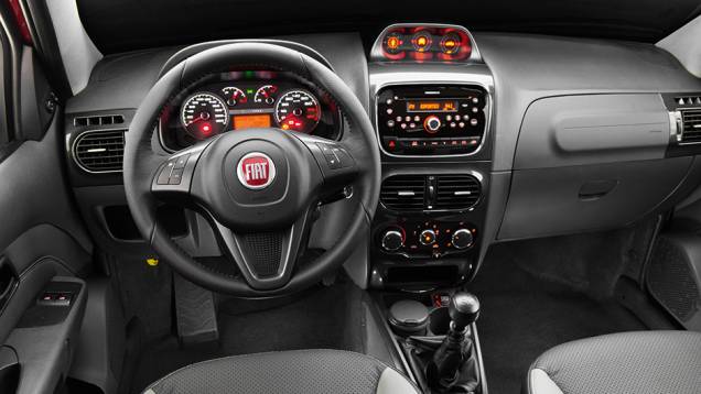 No interior da cabine da Strada, há novas cores, texturas e grafismos | <a href="https://preprod.quatrorodas.abril.com.br/carros/testes/fiat-strada-adventure-1-6-16v-cd-762709.shtml" rel="migration">Leia mais</a> No interior da cabine da Strada, há novas cores, texturas e grafismos | <a href="https://preprod.quatrorodas.abril.com.br/carros/testes/fiat-strada-adventure-1-6-16v-cd-762709.shtml" rel="migration">Leia mais</a>