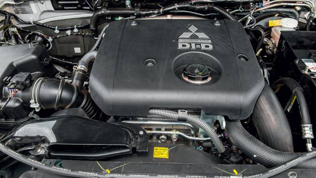 Motor diesel gera 180 cv de potência | <a href="https://preprod.quatrorodas.abril.com.br/carros/testes/mitsubishi-l200-triton-764187.shtml" rel="migration">Leia mais</a> Motor diesel gera 180 cv de potência | <a href="https://preprod.quatrorodas.abril.com.br/carros/testes/mitsubishi-l200-triton-764187.shtml" rel="migration">Leia mais</a>