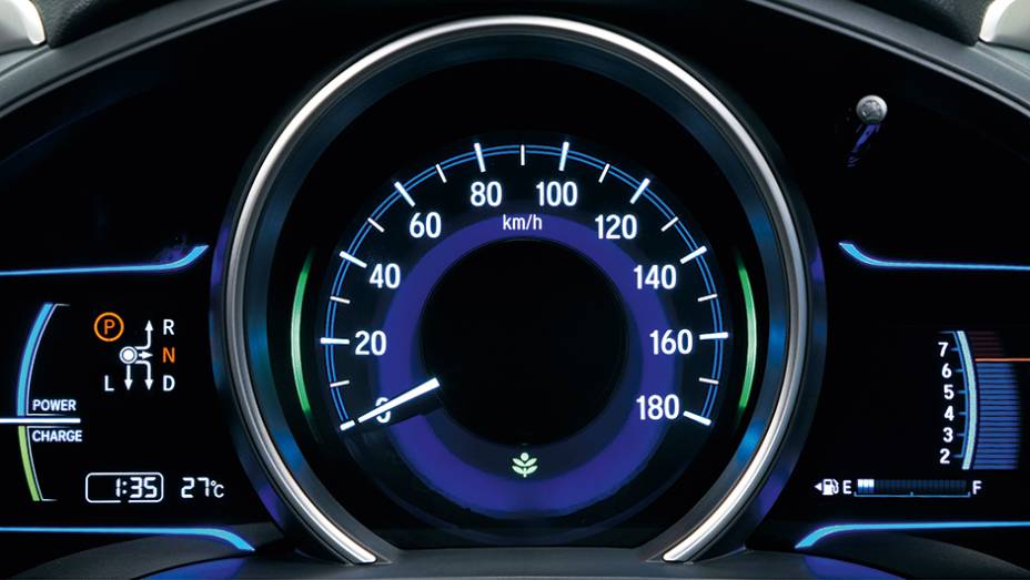Sport Hybrid: Painel do h&iacute;brido mostra quando a bateria &eacute; recarregada | <a href="https://preprod.quatrorodas.abril.com.br/carros/impressoes/honda-fit-765447.shtml" rel="migration">Leia mais</a>