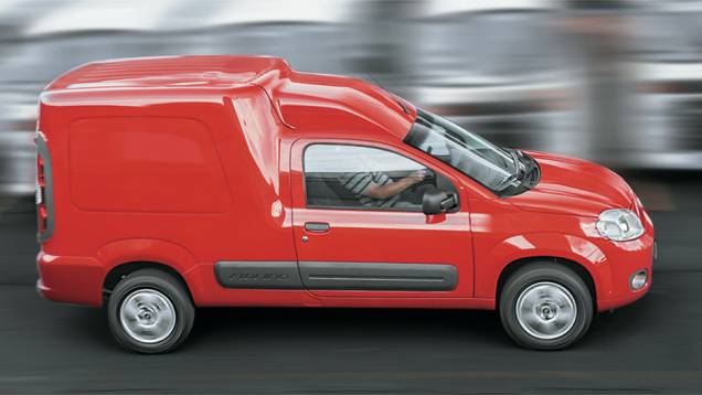 Novo visual melhorou a aerodinâmica | <a href="https://preprod.quatrorodas.abril.com.br/carros/impressoes/fiat-fiorino-1-4-771705.shtml" rel="migration">Leia mais</a> Novo visual melhorou a aerodinâmica | <a href="https://preprod.quatrorodas.abril.com.br/carros/impressoes/fiat-fiorino-1-4-771705.shtml" rel="migration">Leia mais</a>