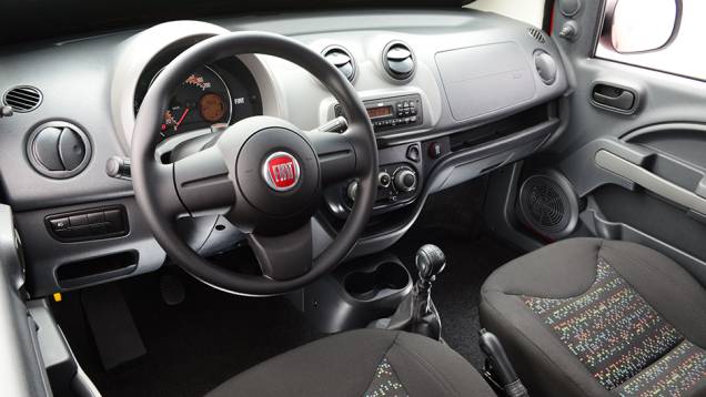 Upgrade na cabine é um dos pontos fortes do Fiorino, mas qualquer item de conforto é opcional | <a href="https://preprod.quatrorodas.abril.com.br/carros/impressoes/fiat-fiorino-1-4-771705.shtml" rel="migration">Leia mais</a> Upgrade na cabine é um dos pontos fortes do Fiorino, mas qualquer item de conforto é opcional | <a href="https://preprod.quatrorodas.abril.com.br/carros/impressoes/fiat-fiorino-1-4-771705.shtml" rel="migration">Leia mais</a>