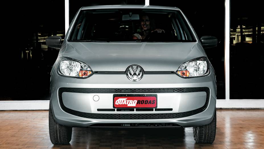 Up! leva gosto de novidade ao segmento de carros b&aacute;sicos | <a href="https://preprod.quatrorodas.abril.com.br/carros/comparativos/hatches-compactos-entrada-779938.shtml" rel="migration">Leia mais</a>
