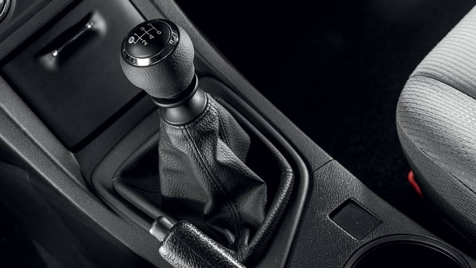 Transmissão manual de seis velocidades e… | <a href="https://preprod.quatrorodas.abril.com.br/carros/testes/toyota-corolla-gli-1-8-783149.shtml" rel="migration">Leia mais</a>
