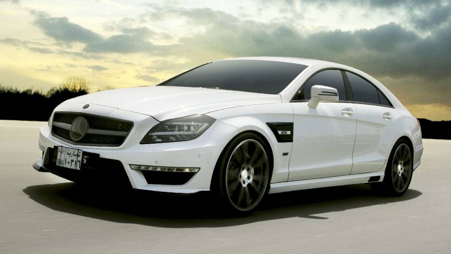 O B63 é um Mercedes CLS que ganhou 63 cv e roupagem mais agressiva | <a href="https://preprod.quatrorodas.abril.com.br/carros/impressoes/brabus-cls-787697.shtml" rel="migration">Leia mais</a>