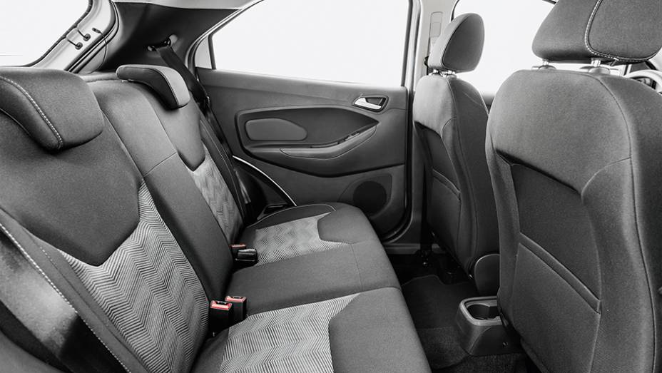 Para sua categoria, espa&ccedil;o para pernas, ombros e cabe&ccedil;a do Ford Ka &eacute; generoso tanto na dianteira | <a href="https://preprod.quatrorodas.abril.com.br/carros/testes/novo-ford-ka-795762.shtml" rel="migration">Leia mais</a>