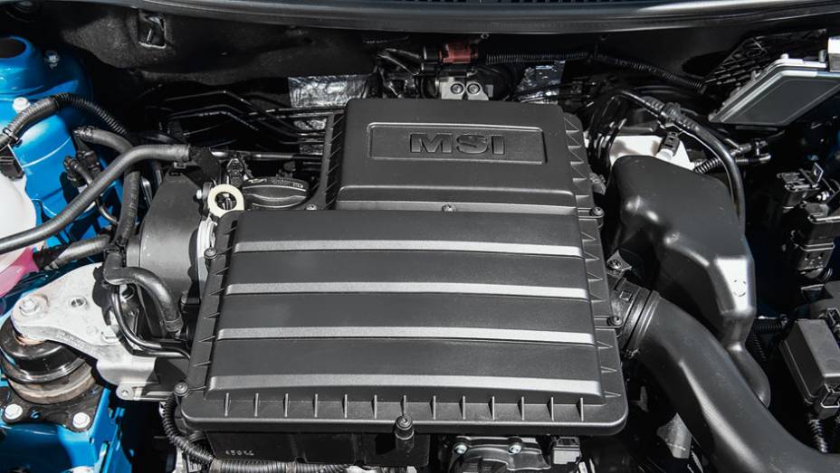 Novo motor 1.6 16V: forte e econ&ocirc;mico | <a href="https://preprod.quatrorodas.abril.com.br/carros/impressoes/volkswagen-fox-ed-9-2014-802701.shtml" target="_blank" rel="migration">Leia mais</a>