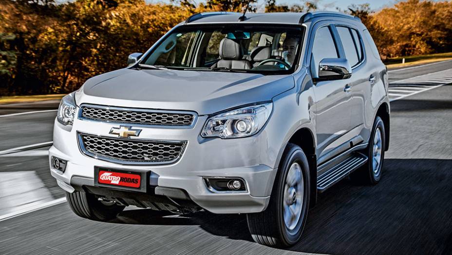 Diesel é o nacional mais caro, V6 é o mais potente do país | <a href="https://preprod.quatrorodas.abril.com.br/carros/testes/chevrolet-trailblazer-2015-819951.shtml" target="_blank" rel="migration">Leia mais</a>