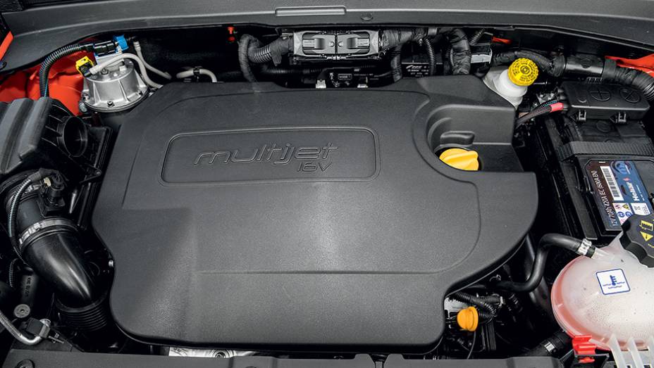 Jeep ser&aacute; o &uacute;nico da categoria a oferecer motor diesel | <a href="https://preprod.quatrorodas.abril.com.br/carros/impressoes/jeep-renegade-823470.shtml" target="_blank" rel="migration">Leia mais</a>