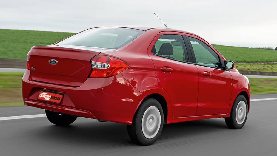 O Ka+ 1.0 chega em três versões e pode custar até R$ 42.490 | <a href="https://preprod.quatrorodas.abril.com.br/carros/testes/ford-ka-1-0-824120.shtml" target="_blank" rel="migration">Leia mais</a>