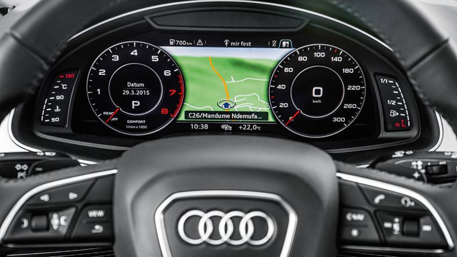 Contagiros, veloc&iacute;metro e visor que tem at&eacute; GPS s&atilde;o uma tela 100% digital | <a href="https://preprod.quatrorodas.abril.com.br//carros/impressoes/audi-q7-866880.shtml" target="_blank" rel="migration">Leia mais</a>