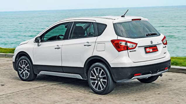 A nova geração tem porte de Honda HR-V | <a href="https://preprod.quatrorodas.abril.com.br/carros/testes/suzuki-s-cross-867220.shtml" target="_blank" rel="migration">Leia mais</a> A nova geração tem porte de Honda HR-V | <a href="https://preprod.quatrorodas.abril.com.br/carros/testes/suzuki-s-cross-867220.shtml" target="_blank" rel="migration">Leia mais</a>