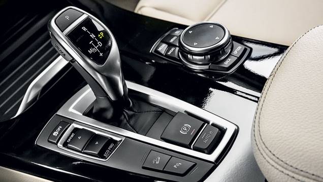 <a href="https://preprod.quatrorodas.abril.com.br/carros/testes/bmw-x4-866442.shtml" target="_blank" rel="migration">Leia mais</a> <a href="https://preprod.quatrorodas.abril.com.br/carros/testes/bmw-x4-866442.shtml" target="_blank" rel="migration">Leia mais</a>