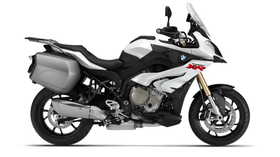 BMW S1000 XR | <a href="https://preprod.quatrorodas.abril.com.br/moto/noticias/confira-novidades-salao-milao-2014-812658.shtml" rel="migration">Leia mais</a>