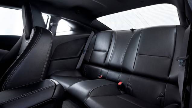 <a href="https://preprod.quatrorodas.abril.com.br/noticias/chevrolet-camaro-chega-europa-305036_p.shtml" rel="migration">Leia mais</a> <a href="https://preprod.quatrorodas.abril.com.br/noticias/chevrolet-camaro-chega-europa-305036_p.shtml" rel="migration">Leia mais</a>