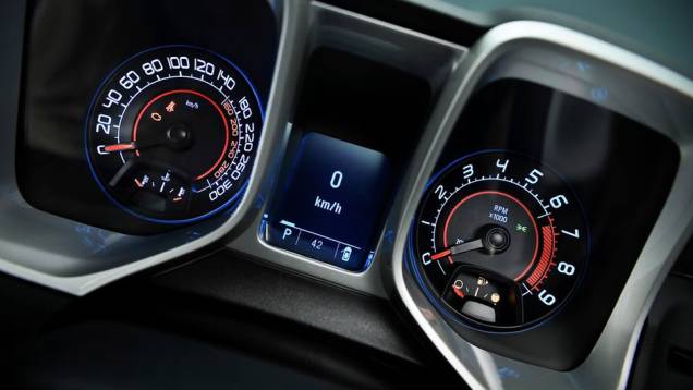 <a href="https://preprod.quatrorodas.abril.com.br/noticias/chevrolet-camaro-chega-europa-305036_p.shtml" rel="migration">Leia mais</a> <a href="https://preprod.quatrorodas.abril.com.br/noticias/chevrolet-camaro-chega-europa-305036_p.shtml" rel="migration">Leia mais</a>