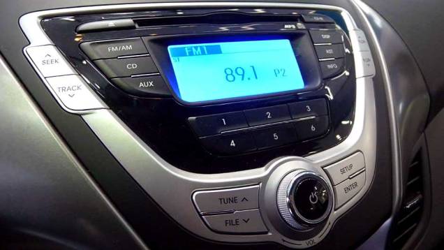 Hyundai Elantra | <a href="https://preprod.quatrorodas.abril.com.br/noticias/veloster-elantra-ja-estao-venda-concessionarias-hyundai-303518_p.shtml" rel="migration">Leia mais</a> Hyundai Elantra | <a href="https://preprod.quatrorodas.abril.com.br/noticias/veloster-elantra-ja-estao-venda-concessionarias-hyundai-303518_p.shtml" rel="migration">Leia mais</a>