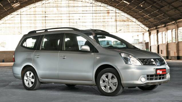Nissan Livina: 3/5 | <a href="https://preprod.quatrorodas.abril.com.br/noticias/carros-mais-menos-resistentes-alagamentos-731244.shtml" rel="migration">Leia mais</a> Nissan Livina: 3/5 | <a href="https://preprod.quatrorodas.abril.com.br/noticias/carros-mais-menos-resistentes-alagamentos-731244.shtml" rel="migration">Leia mais</a>