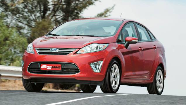 Ford New Fiesta: 3,5/5 | <a href="https://preprod.quatrorodas.abril.com.br/noticias/carros-mais-menos-resistentes-alagamentos-731244.shtml" rel="migration">Leia mais</a> Ford New Fiesta: 3,5/5 | <a href="https://preprod.quatrorodas.abril.com.br/noticias/carros-mais-menos-resistentes-alagamentos-731244.shtml" rel="migration">Leia mais</a>