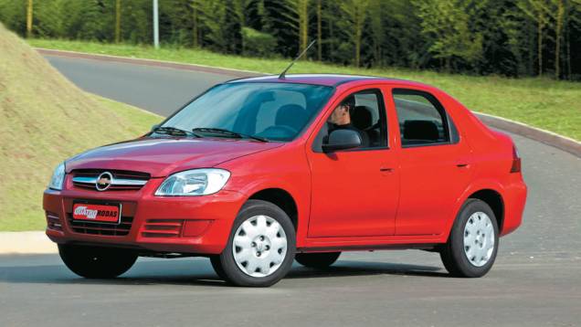 GM Prisma: 1,5/5 | <a href="https://preprod.quatrorodas.abril.com.br/noticias/carros-mais-menos-resistentes-alagamentos-731244.shtml" rel="migration">Leia mais</a> GM Prisma: 1,5/5 | <a href="https://preprod.quatrorodas.abril.com.br/noticias/carros-mais-menos-resistentes-alagamentos-731244.shtml" rel="migration">Leia mais</a>