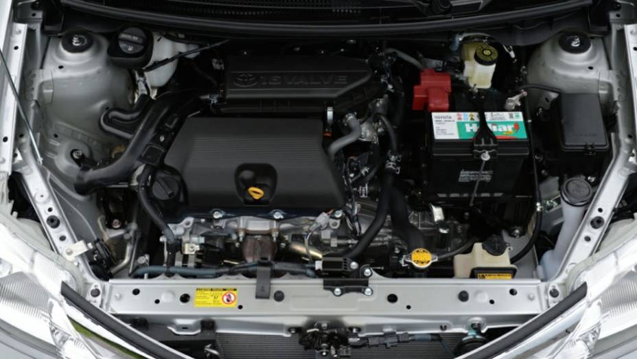Nada de 1.0: o Etios ter&aacute; op&ccedil;&otilde;es 1.3 e 1.5, ambas com 16 v&aacute;lvulas e flex | <a href="https://preprod.quatrorodas.abril.com.br/salao-do-automovel/2012/carros/toyota-etios-703992.shtml" rel="migration">Leia mais</a>