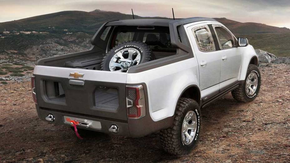 Motor 2.8 l turbodiesel equipa o modelo