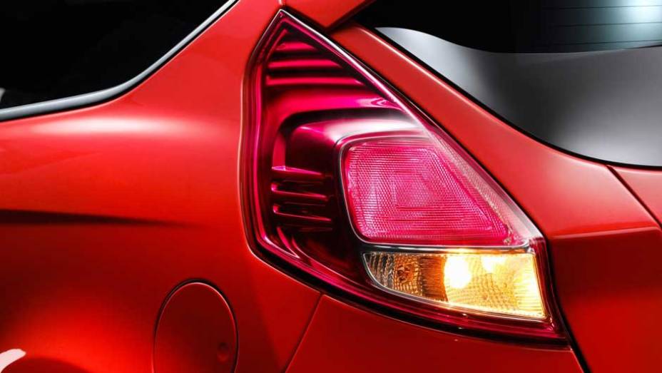 Modelo é baseado nos carros que disputam o Mundial de Rali Modelo é baseado nos carros que disputam o Mundial de Rali