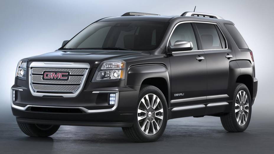 Terrain ganha leve reestilização para linha 2016 | <a href="https://preprod.quatrorodas.abril.com.br/noticias/saloes/new-york-2015/gmc-revela-terrain-2016-reestilizada-852111.shtml" target="_blank" rel="migration">Leia mais</a>