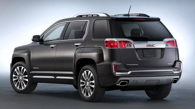 Luxo é presente e carro chegará ao mercado no outono dos Estados Unidos | <a href="https://preprod.quatrorodas.abril.com.br/noticias/saloes/new-york-2015/gmc-revela-terrain-2016-reestilizada-852111.shtml" target="_blank" rel="migration">Leia mais</a> Luxo é presente e carro chegará ao mercado no outono dos Estados Unidos | <a href="https://preprod.quatrorodas.abril.com.br/noticias/saloes/new-york-2015/gmc-revela-terrain-2016-reestilizada-852111.shtml" target="_blank" rel="migration">Leia mais</a>