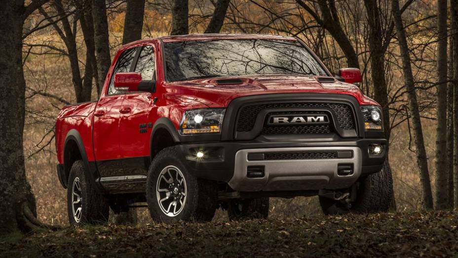 Ram Rebel 1500 2015 | <a href="https://preprod.quatrorodas.abril.com.br/noticias/saloes/detroit-2015/ram-revela-picape-1500-rebel-2015-825402.shtml" rel="migration">Leia mais</a>