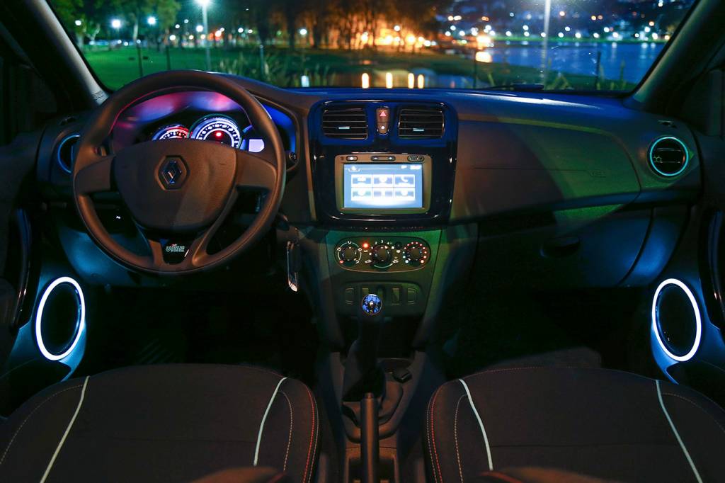 sandero-vibe-1-0-sce-13 sandero-vibe-1-0-sce-13
